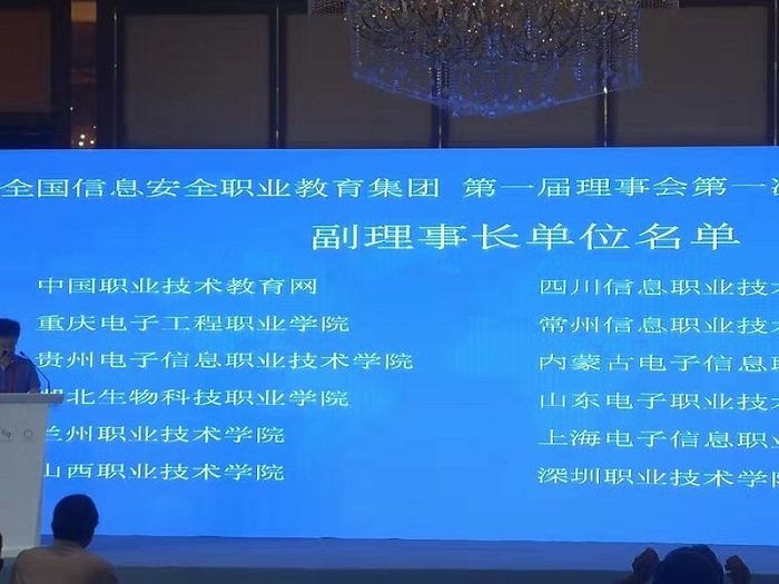 1096729971.jpg